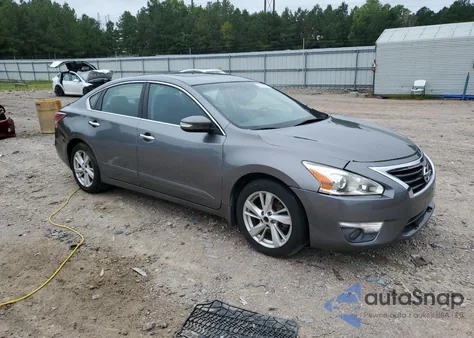 2015 Nissan Altima 2.5 from USA, damaged, VIN 1N4AL3AP1FC471581